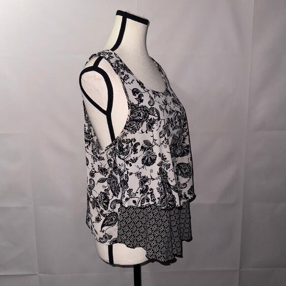 BCX floral square print racer back blouse women’s size large - Picture 3 of 7